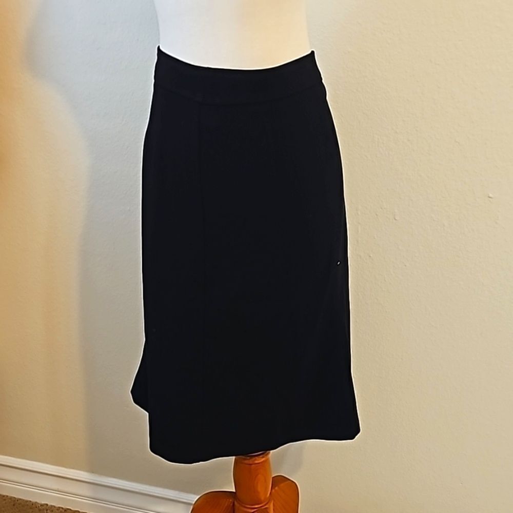 CELINE BY CHAMPION BLACK SKIRT SIZE SMALL